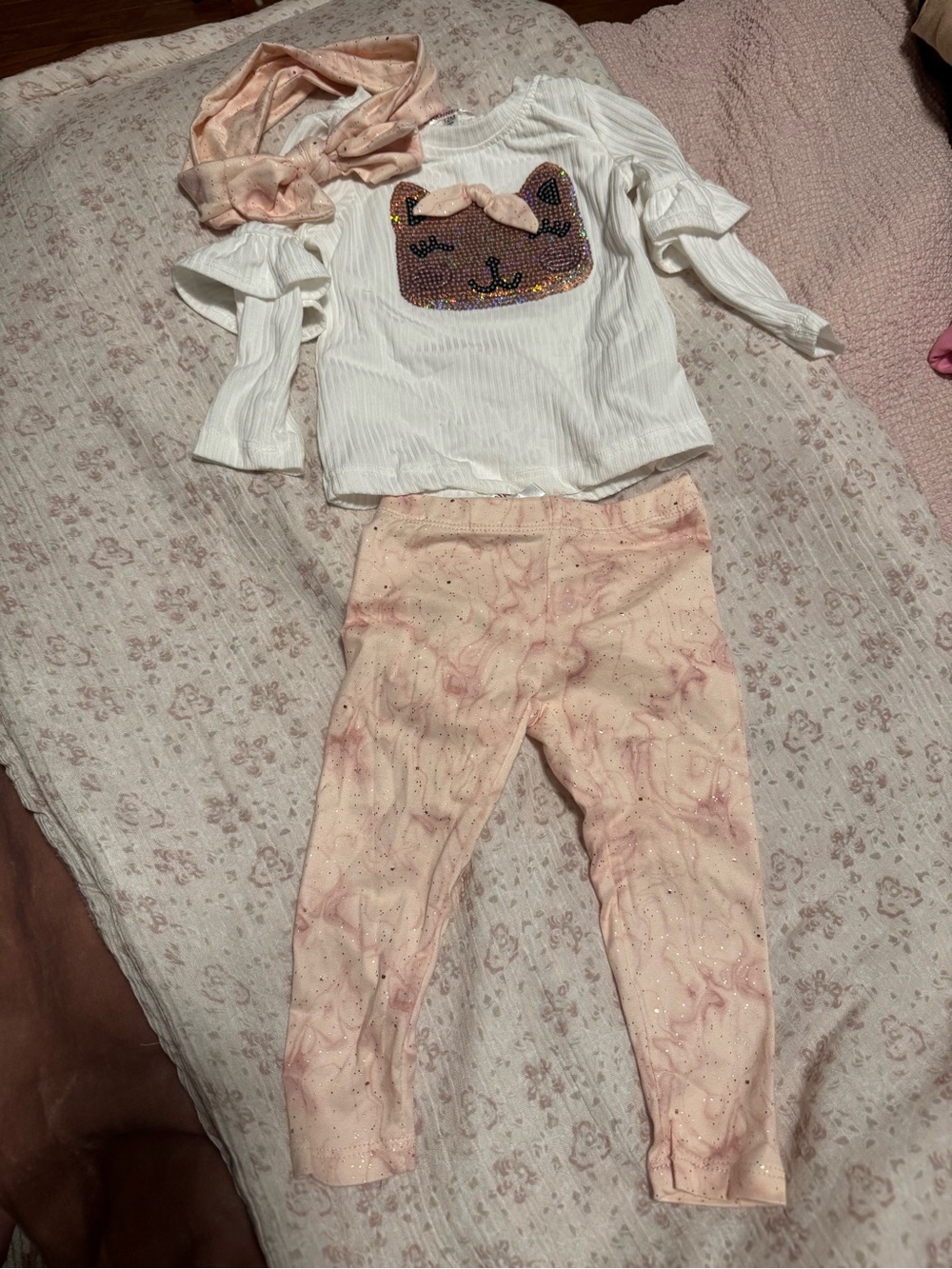 Girls White Ruffle Top & Pink Sparkle Leggings Set